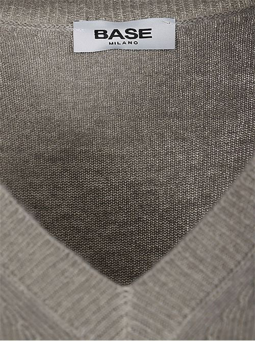 WOOL V-NECKED SWEATER