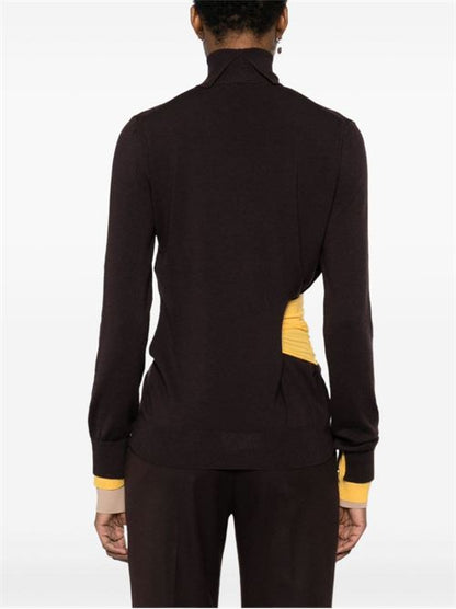 WOOL TURTLE-NECK SWEATER