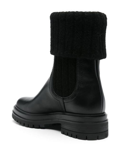 LEATHER CHELSEA BOOTS