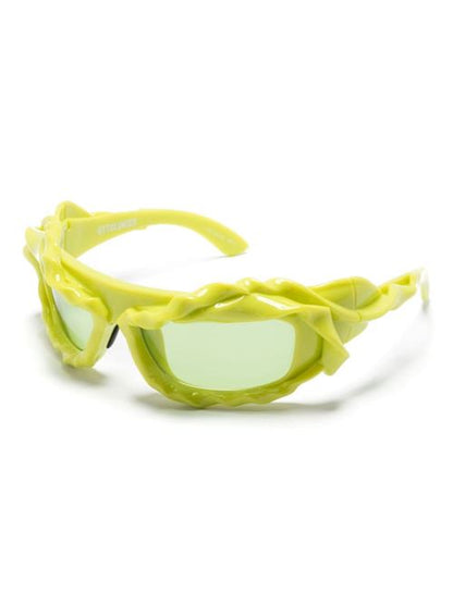 TWISTED SUNGLASSES