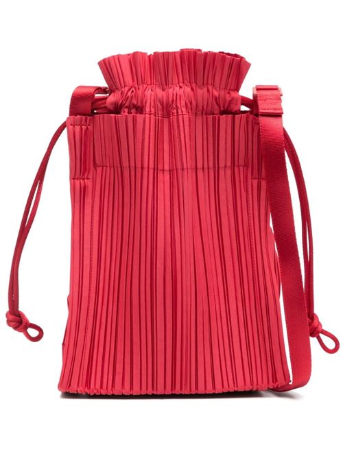 SQUARE PELATED BUCKET BAG