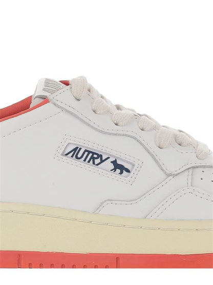 MEDIALIST LOW SNEAKERS