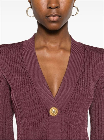 V-NECKED SHORT DRESS