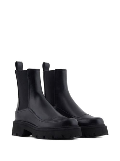 LEATHER CHELSEA BOOTS