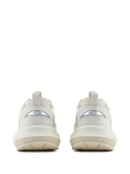LEATHER SNEAKERS