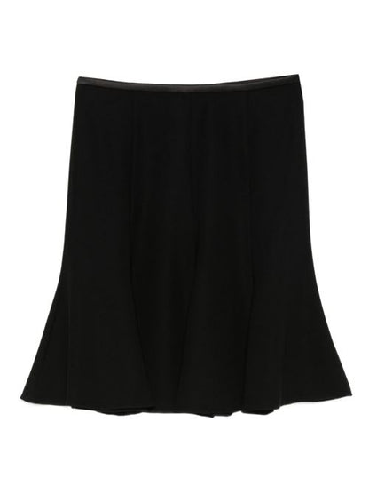 SHORT SKIRT