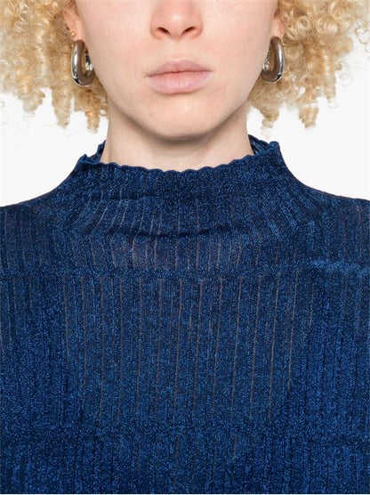 TURTLE-NECK SWEATER