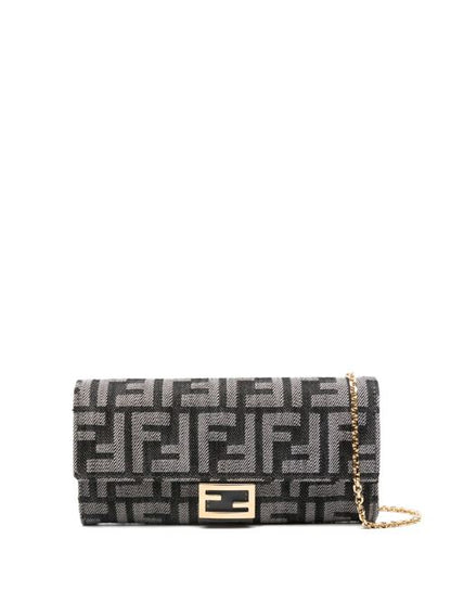 BAGUETTE WALLET ON CHAIN