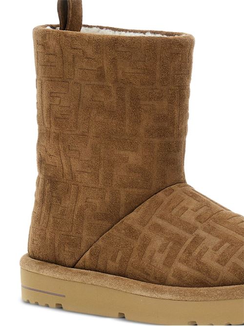 APRES CHIC BOOTS