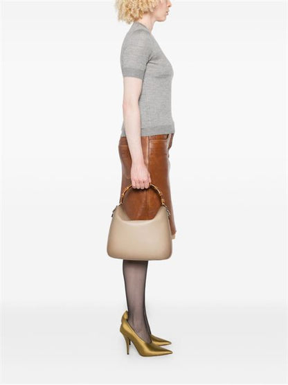 DIANA MEDIUM LEATHER HANDBAG