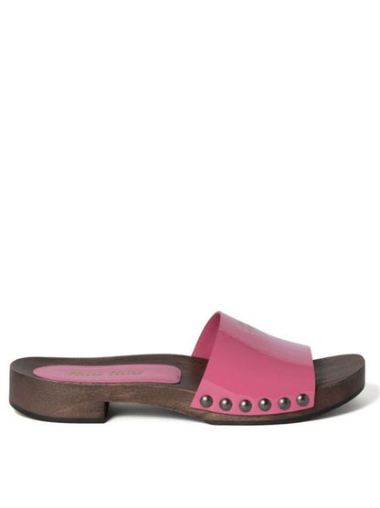 CLOG SANDALS