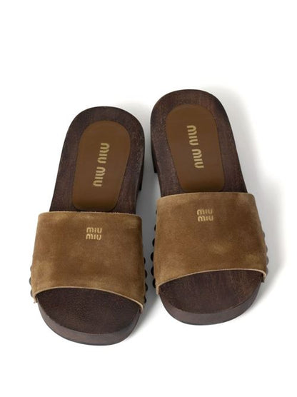 LEATHER SANDALS