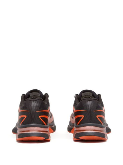 SNEAKER XT