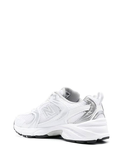 530 SNEAKERS