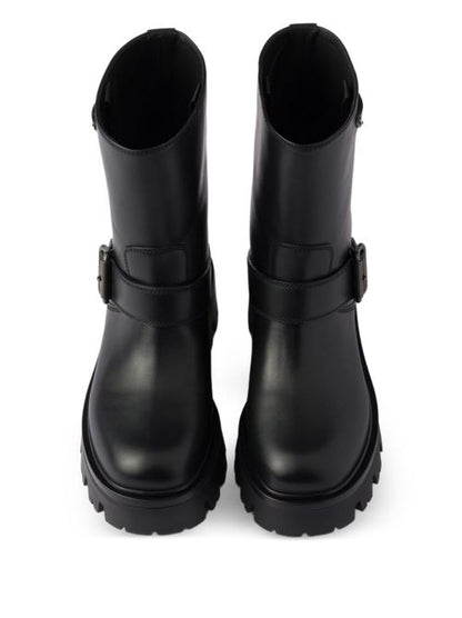 LEATHER BOOTS