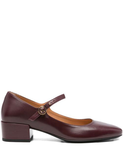 MARY JANE LEATHER PUMPS