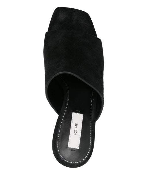 VELVET MULES