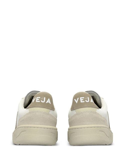 V-90 SNEAKERS