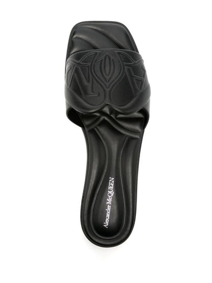 SEAL LEATHER FLAT SANDALS