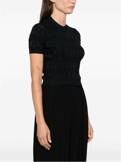 ALLOVER LOGO TOP