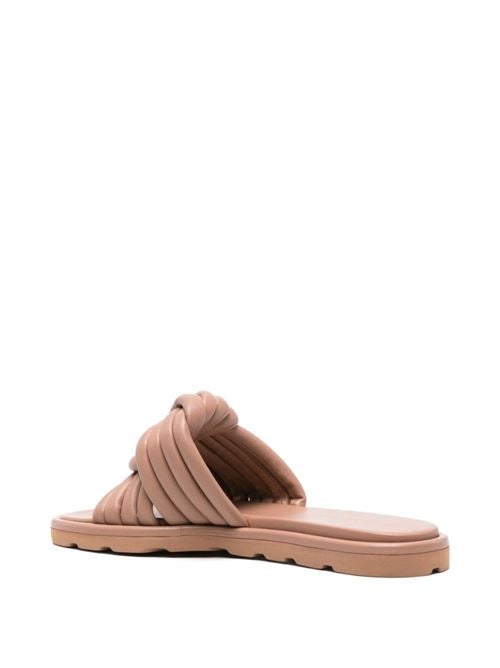 LEATHER FLAT SANDALS