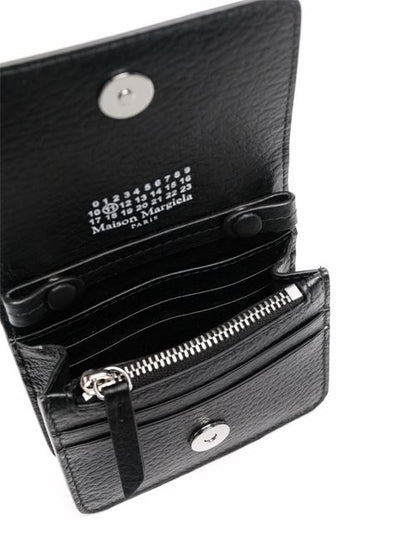 FOUR STITCHES LEATHER WALLET ON CHAIN