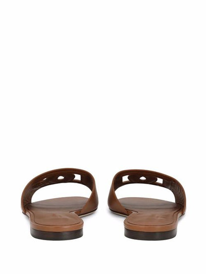 DG LOGO LEATHER FLAT SANDALS