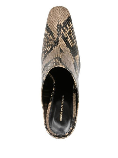 LEATHER ASYMMETRIC BOOTS