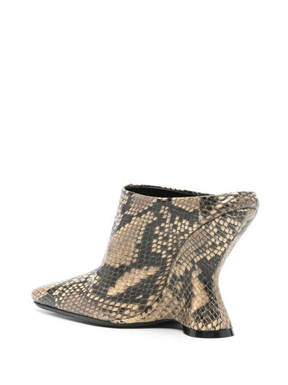 LEATHER ASYMMETRIC BOOTS