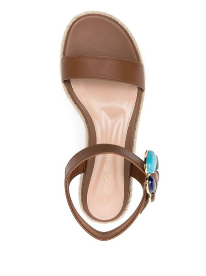 PLATFORM SANDALS