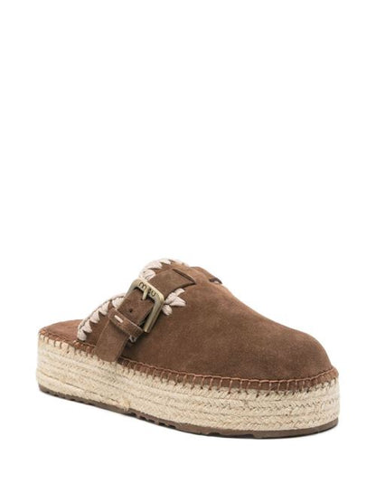 LEATHER SLIPPERS