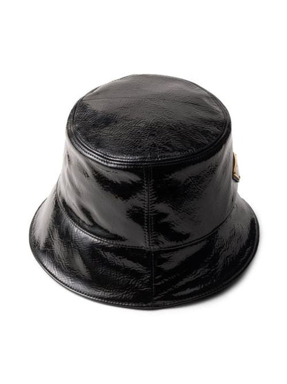 PATENT LEATHER BUCKET HAT