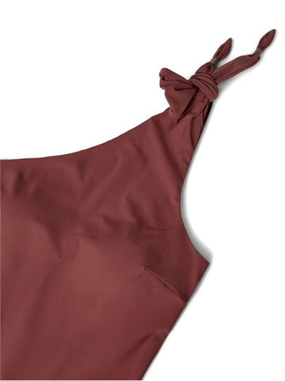 ONE-SHOULDER SWIMSUIT