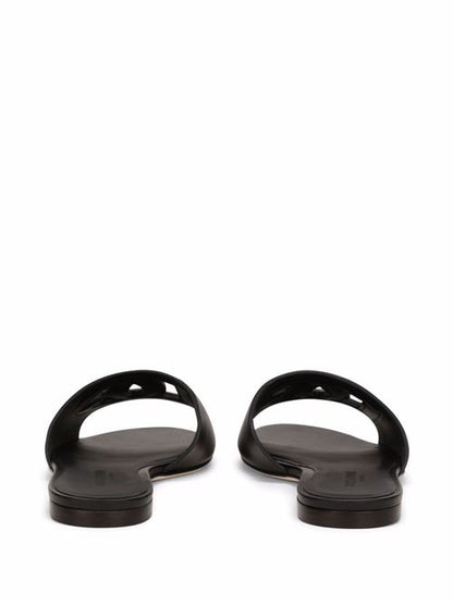 DG LOGO LEATHER FLAT SANDALS