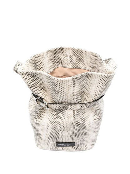 LEATHER BUCKET BAG