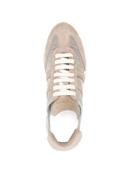 LOW-TOP SNEAKERS