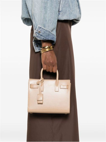 SAC DE JOUR NANO LEATHER HANDBAG