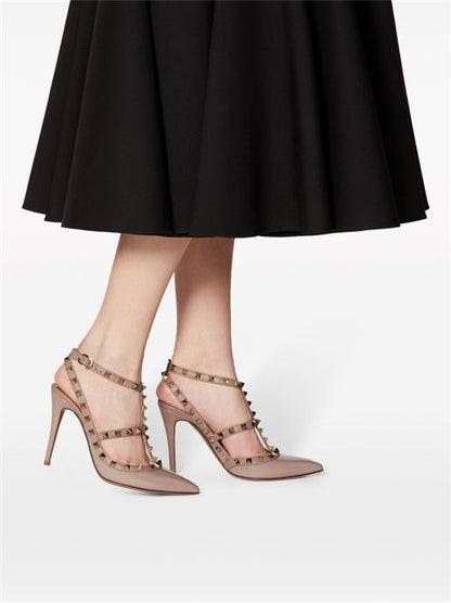ROCKSTUD PATENT LEATHER PUMPS